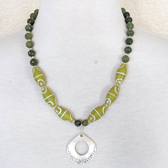 Olive Green Jade & Lime Green Glass Tribal Print Pendant Statement Necklace - Picture 1 of 3